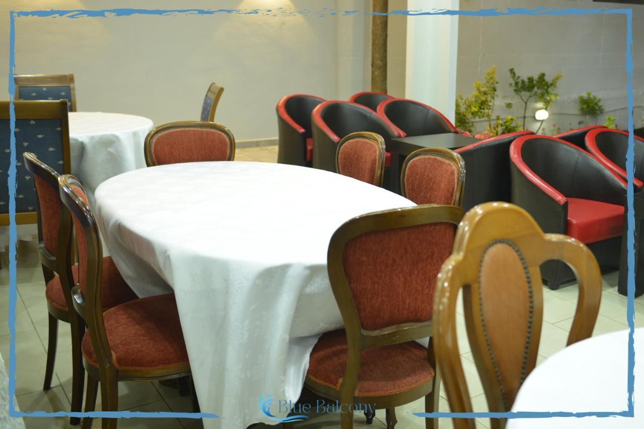 Blue Balcony Hotel غوليم المظهر الخارجي الصورة