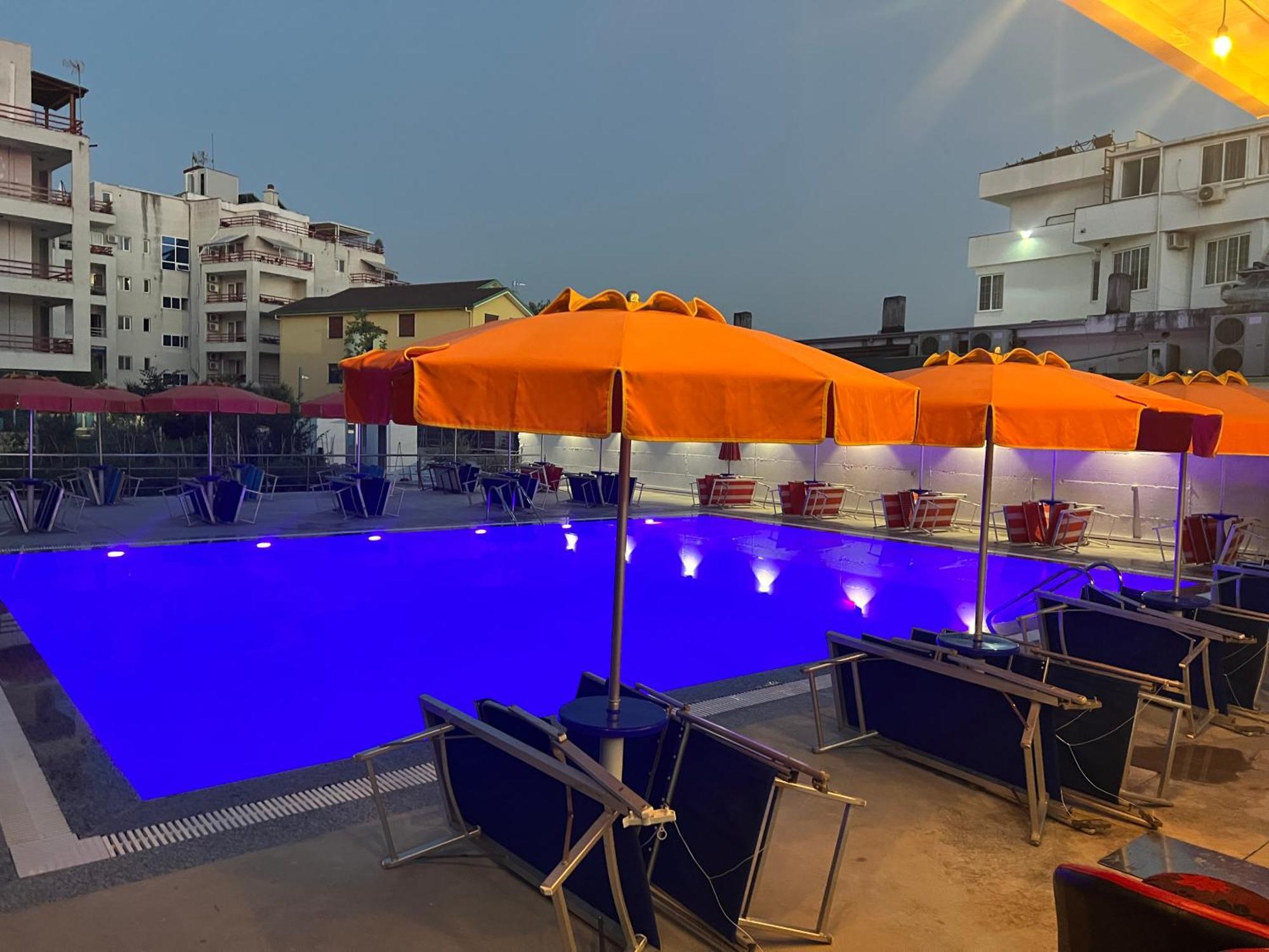 Blue Balcony Hotel غوليم المظهر الخارجي الصورة