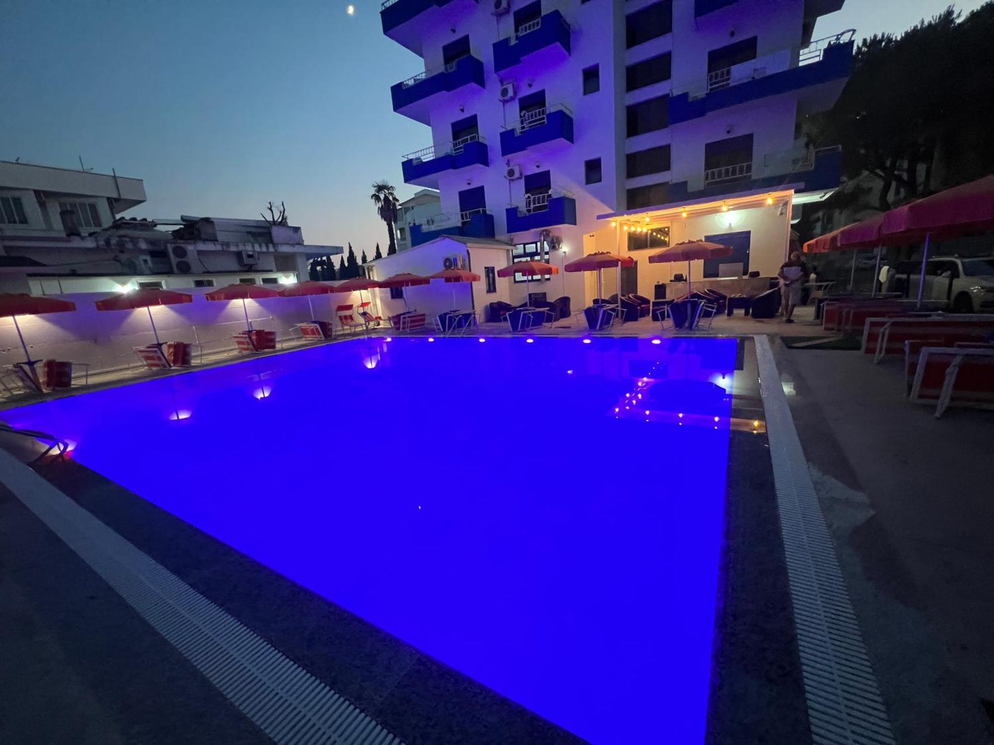 Blue Balcony Hotel غوليم المظهر الخارجي الصورة